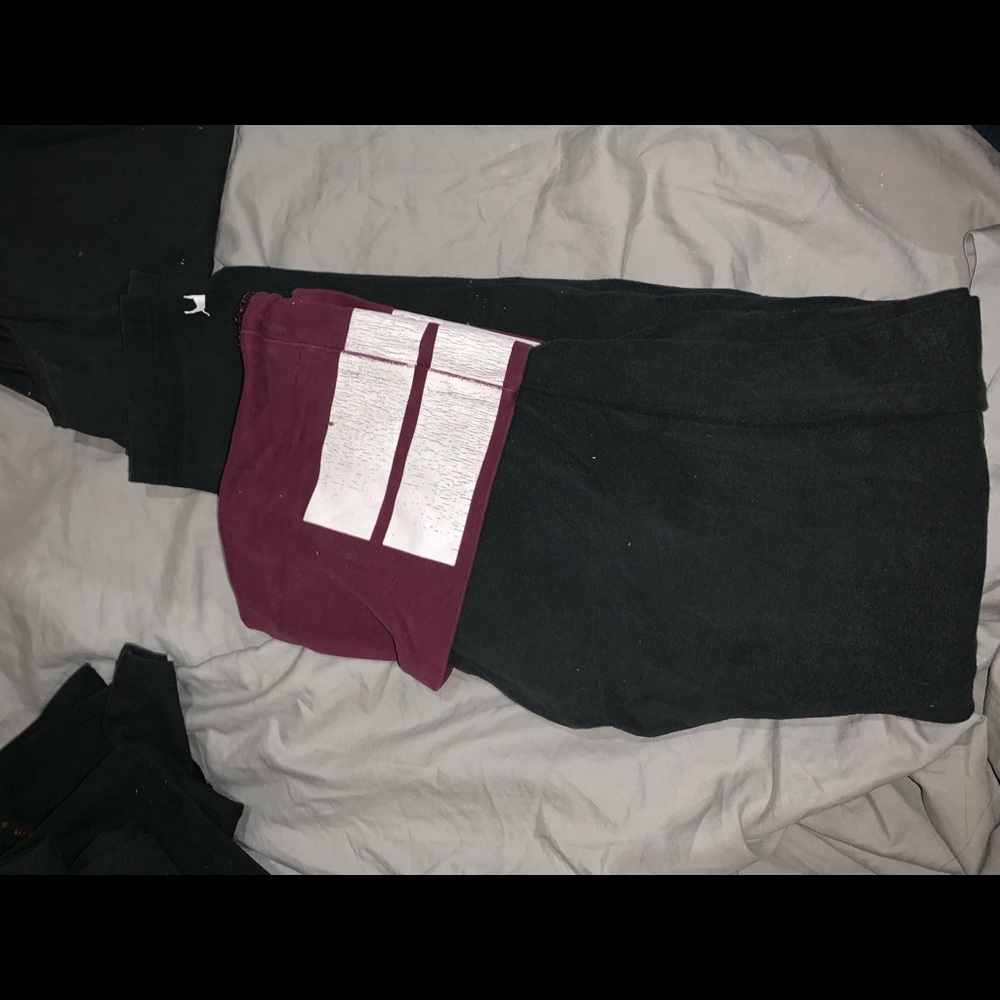 VS yoga pants